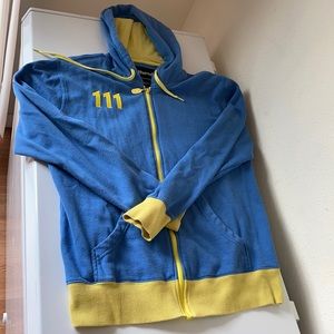MENS Sized small Bethesda fallout 4 hoodie